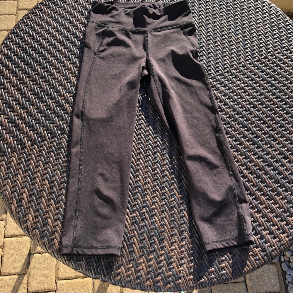 Workout capris